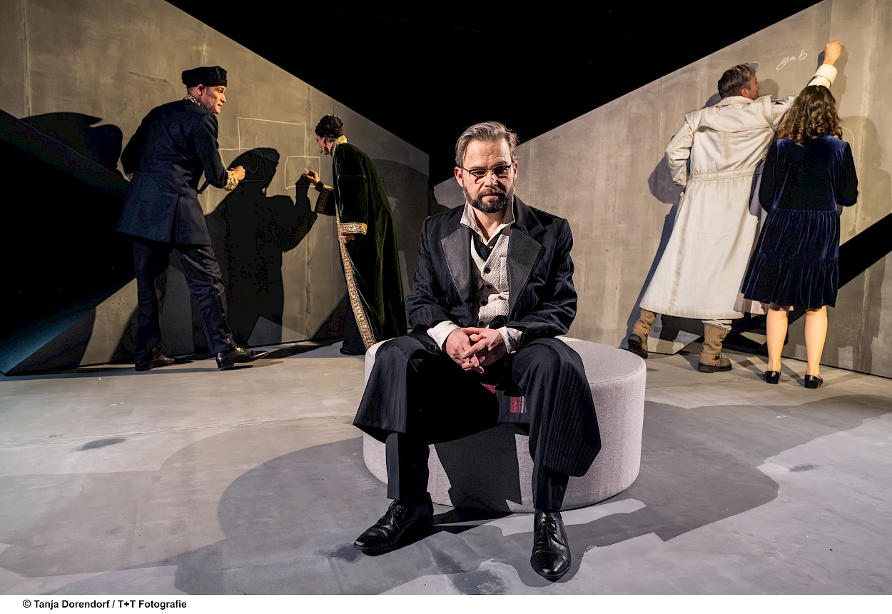 Fritz Fenne, Miriam Wagner, Michael von Burg, Axel Julius Fündeling,
Jeanne Le Moign