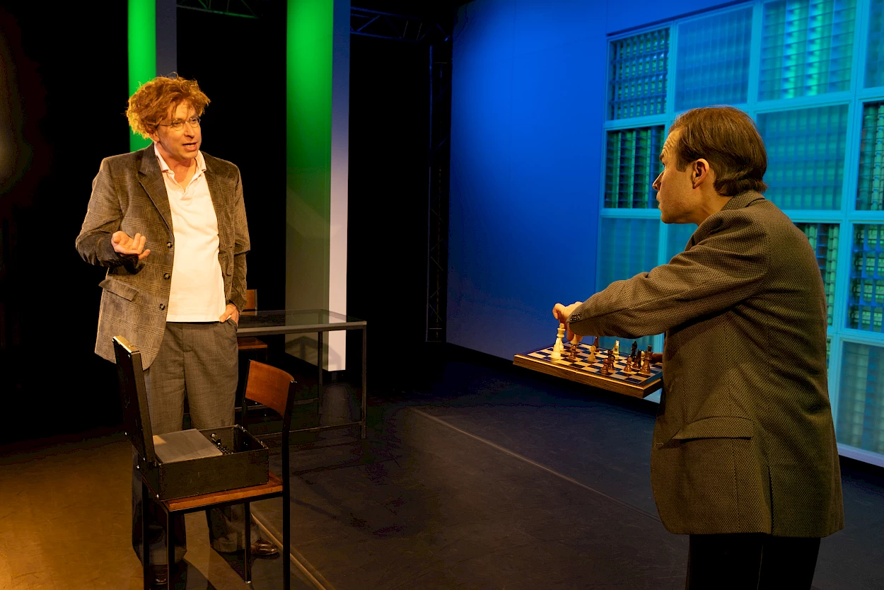 Axel Julius Fündeling, Michael von Burg in «Die Turing-Maschine»